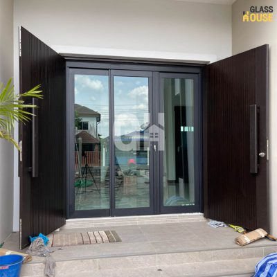 PC Door, Panoramic, บานเลื่อน, ประตูบานเลื่อน, ประตูบานสวิง, กั้นห้อง, กั้นห้องกระจก, กั้นแอร์, บานเลื่อนซ้อน